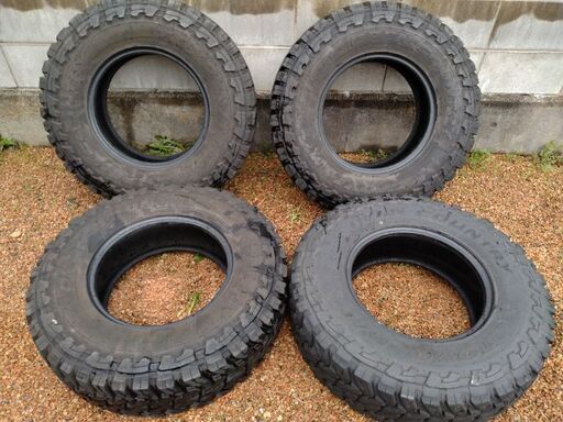 235/85R16 120P トーヨー オープンカントリー TOYO OPEN COUNTRY M/T