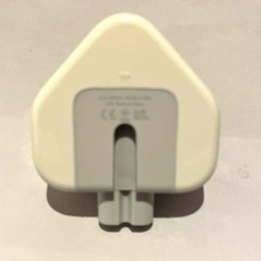 純正AppleBFタイプ電源アダプターの画像