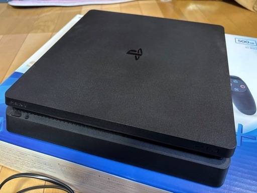 SONY  Play Station4 CHU-2000AB01