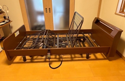 介護ベッド　　電動リクライニング付き