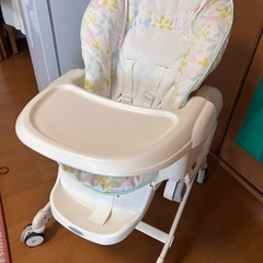 ベビー　ハイローチェアの画像