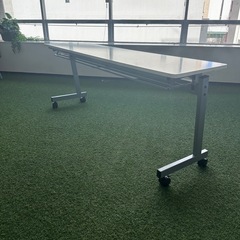 会議 テーブル 3人掛け キャスターあり/折りたたみの画像