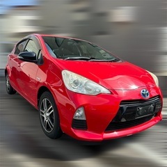【お話中】燃費の良いアクア　車検2年付　走行距離66,000㌔
