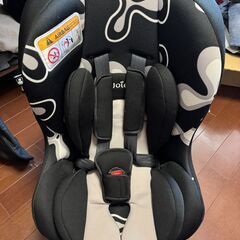 ジョイー　チャイルドシート【新生児から年長さんまでOK】