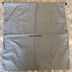 バレンシアガ　保存袋の画像