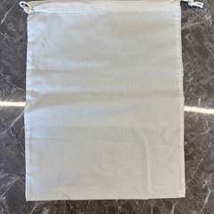 バレンシアガ　保存袋の画像