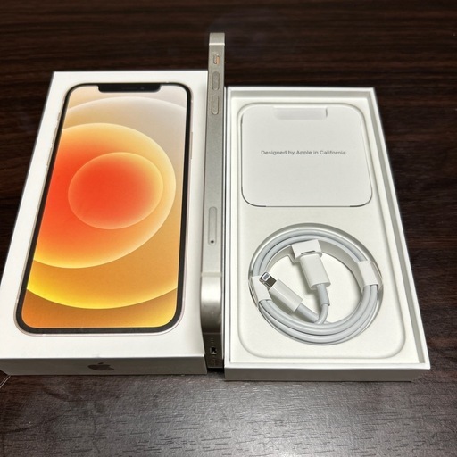 【美品・箱あり】iPhone12 /64GB 人気のホワイト❗️