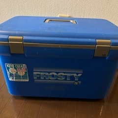 クーラーボックス