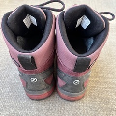 【取引決定】登山靴 SCARPA レディースの画像