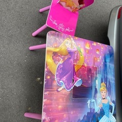 ディズニープリンセス　子供用　キッズテーブル　椅子セット