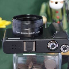 デジタル4K　コンパクトカメラの画像