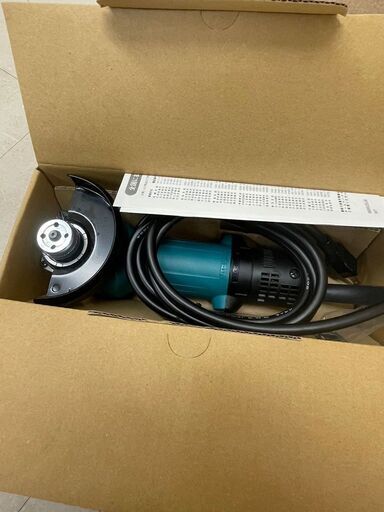 未使用 makita マキタ 100mmディスクグラインダ 9533B グリーン/砥石 