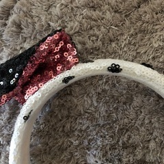 極美品ディズニー　カチューシャの画像