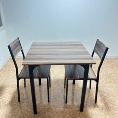 【 値下げしました！ 】ダイニングテーブル・椅子×2
