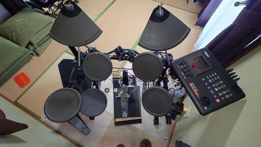 YAMAHA 電子ドラム お値下げ 取引中 4月末で取下げ 値下げしました。YAMAHA電子ドラム、アンプ付