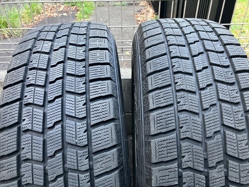 205/65R16超バリ山スタッドレスタイヤ付きホイール4本　ヤリスクロス等　ランクB