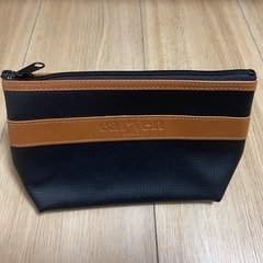 カルバンパリスのポーチバッグ