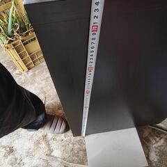 パソコン机　結構重量感あります。の画像