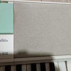 CASIO(カシオ) 61鍵盤 電子キーボード LK-512 光ナビゲーション

の画像