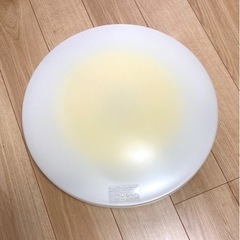 TOSHIBA  六畳用シーリングライト