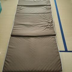 ニトリ　折りたたみマットレス