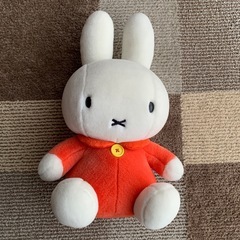 汚れ一つないミッフィーぬいぐるみ♡
