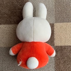 汚れ一つないミッフィーぬいぐるみ♡
の画像