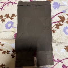 試着のみのスパッツ　M ブラウン　の画像
