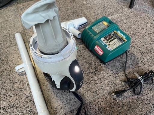 マキタ　14.4v 掃除機 」