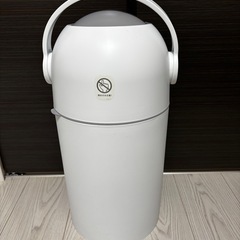 <お話中>ピジョンオムツ用ゴミ箱 ステール
