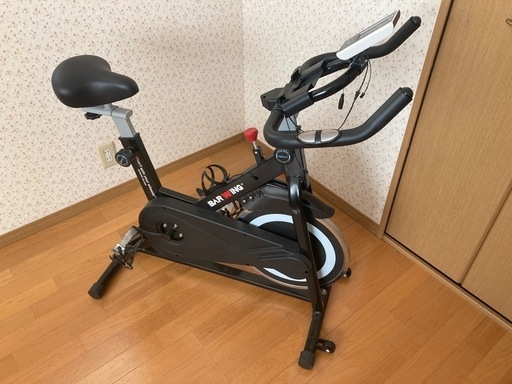 ②エアロバイク（スピンバイク）