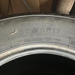265/70/R17 ユーコン純正タイヤ　アメ車の画像