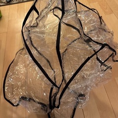 ベビーカー用の雨よけカバー