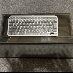 代理投稿　キーボードスタンド　リストレスト付きの画像