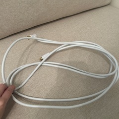 アンテナケーブル