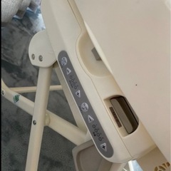 コンビ電動ハイローチェア　フェアレットAUTO SWINGの画像