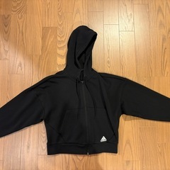 【レディース】adidasパーカー