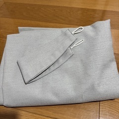 【ニトリ】カーテン　グレー　遮光　