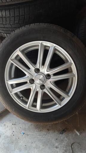 アルミホイール付きタイヤ