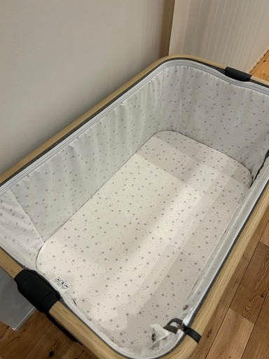 【美品】ベビーベッド折り畳み　添い寝べッド