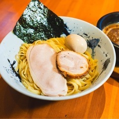 【店舗スタッフ】食券制だからレジ業務無し！提供・片付け・調理補助のシンプル作業◎の画像