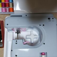 コンパクト電動ミシン