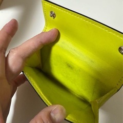 ルイヴィトン タイガラマ ディスカバリー コンパクト 三つ折り財布 イエローの画像