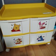 プーさん　ハンガーラック　子供収納の画像