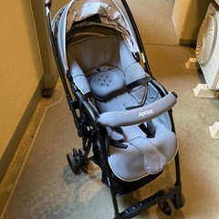 【超美品！渋谷駅】アップリカカルーンエアー3.9kg ベビーカー