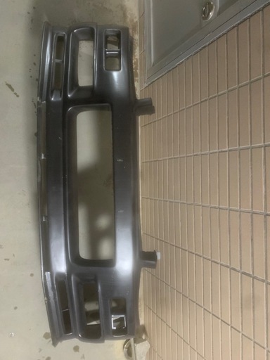 r34 スカイライン　フロントバンパー