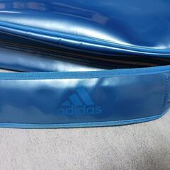 adidasスポーツバッグ+新品adidasタオルハンカチの画像