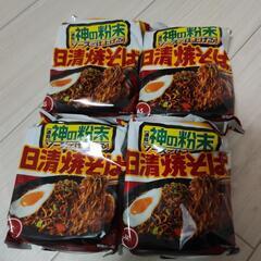 カラーボックス(収納)、焼きそばの画像