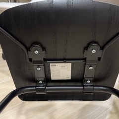 一番早く取りに来られる方に差し上げます！美品 IKEA 木製ハイチェアブラックの画像
