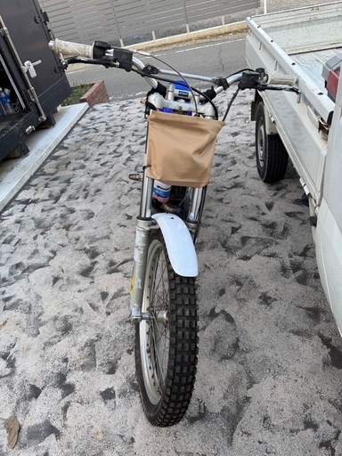 直接引き取りのみ！ 値下げ交渉可能　トライアル　シェルコ03 250cc？